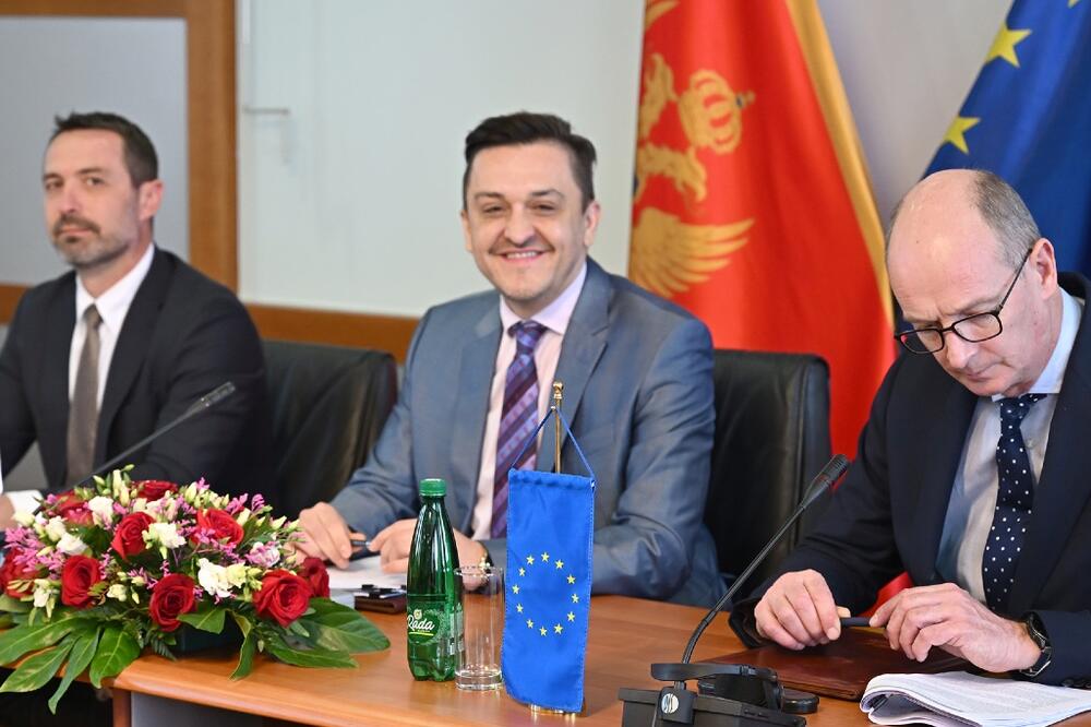 Sa potpisivanja ugovora, Foto: EBRD