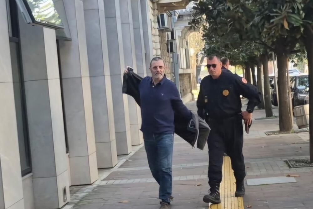 Ljubiša dolazi u Viši sud, Foto: Komnen Radević