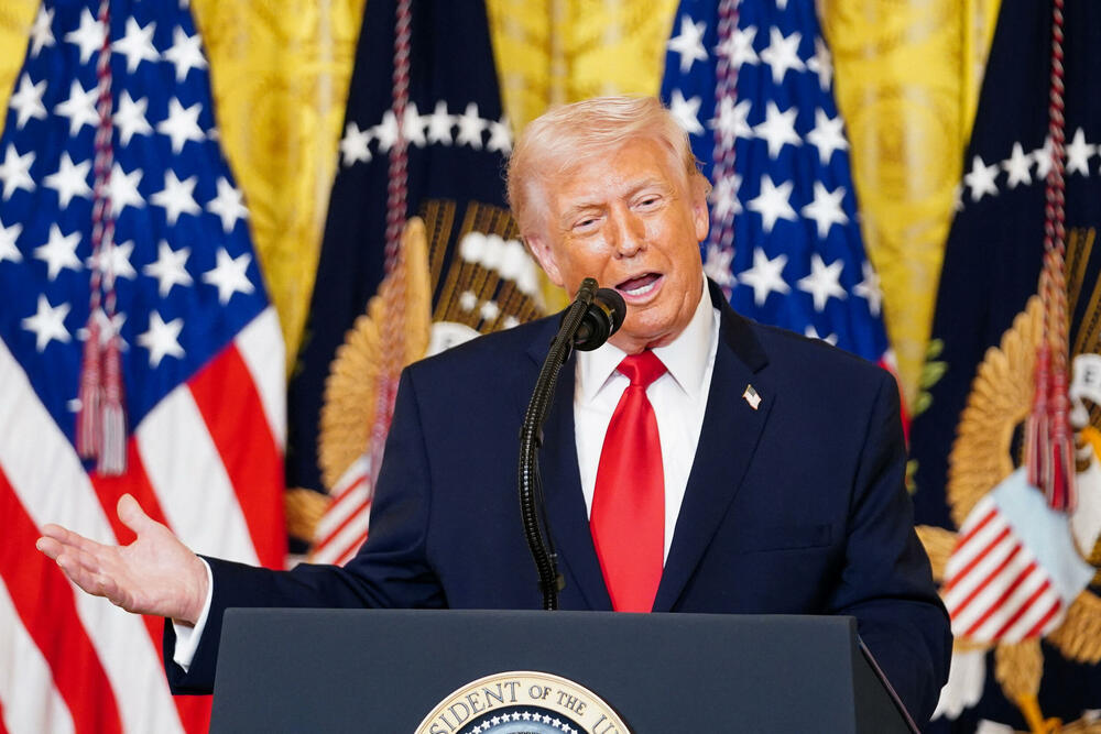 "Zarađujemo mnogo novca": Trampova izjava nakon rasta cijena nafte...