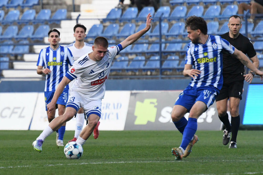 <p>Podgoričani dali sedam golova na dva posljednja meča i prvi put vezali pobjede ovog proljeća, slijedi iskušenje u Baru</p>