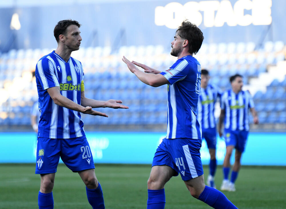 <p>Podgoričani dali sedam golova na dva posljednja meča i prvi put vezali pobjede ovog proljeća, slijedi iskušenje u Baru</p>