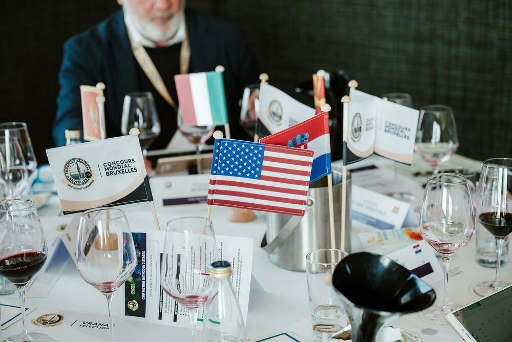 <p>Domaćin događaja bilo je Nacionalno udruženje somelijera Crne Gore, u saradnji sa globalnim autoritetom Concours Mondial de Bruxelles</p>