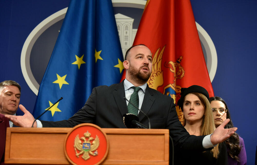 Nikolić 