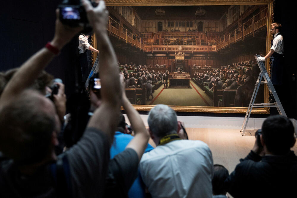 <p>Murali u Ukrajini, sudski spisi iz Njujorka, tragovi iz Bristola otkrivaju priču o Robinu Ganingemu, umjetniku koji je izgradio globalni mit o anonimnosti</p>