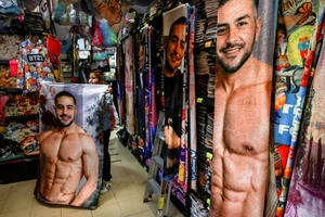 Kako je ministar bezbjednosti postao nacionalni seks-simbol