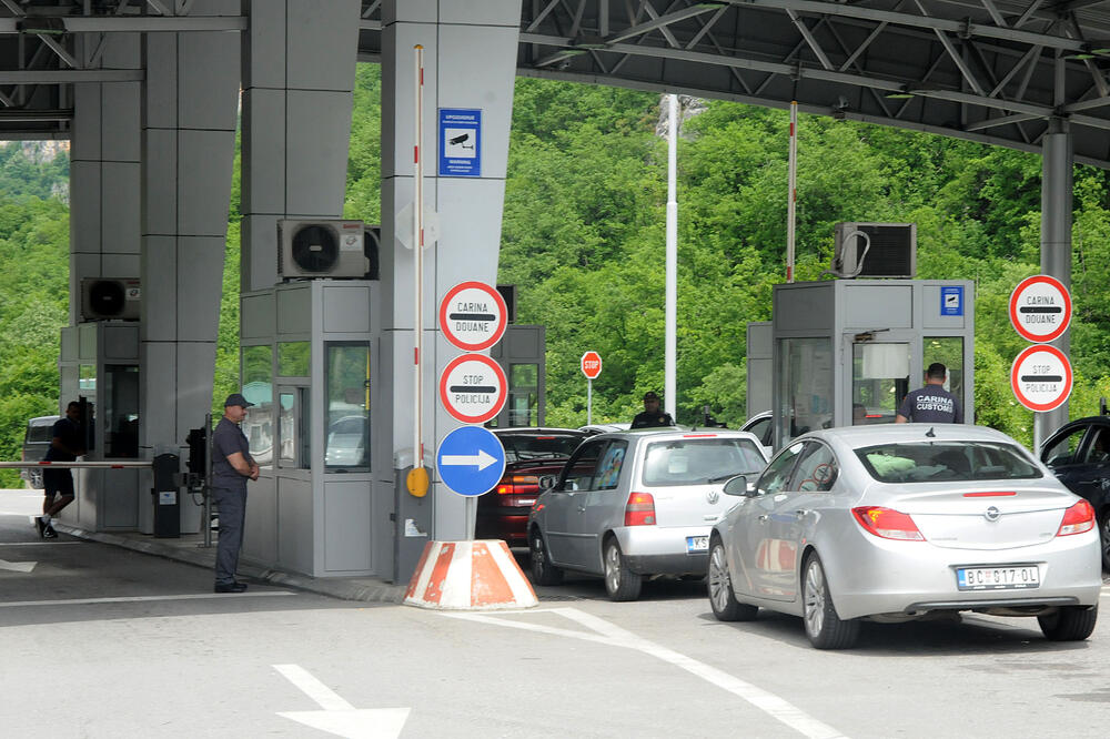 Granični prelaz Dobrakovo, Foto: djuric zoran