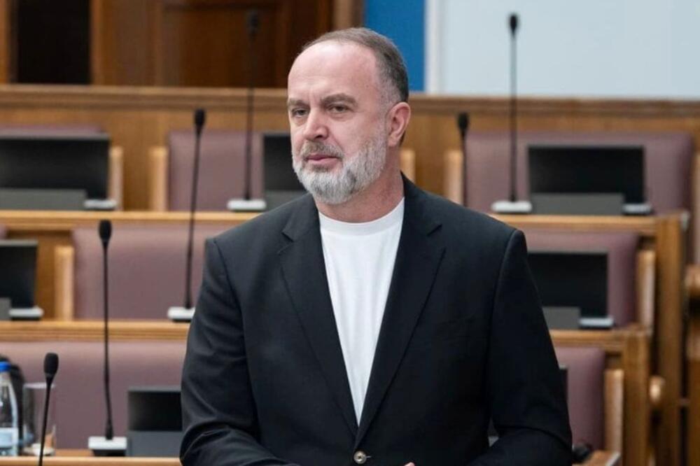 Đeljošaj u Skupštini, Foto: MER