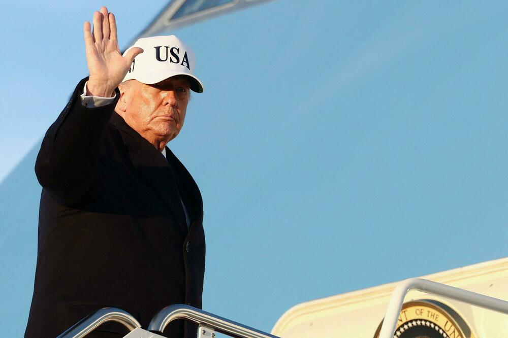 Donald Tramp krivi Iran za napad na školu za devojčice, u kojem je navodno stradalo više od 160 ljudi, Foto: REUTERS/Kevin Lamarque