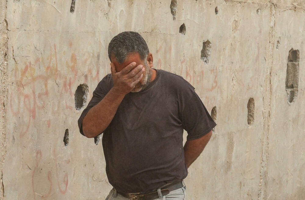 <p>Za fotografiju iz Bejruta, Rojters je naveo da prikazuje pogled na južna predgrađa tog grada tokom pješčane oluje, dok traje eskalacija sukoba između pokreta Hezbolah i Izraela</p>