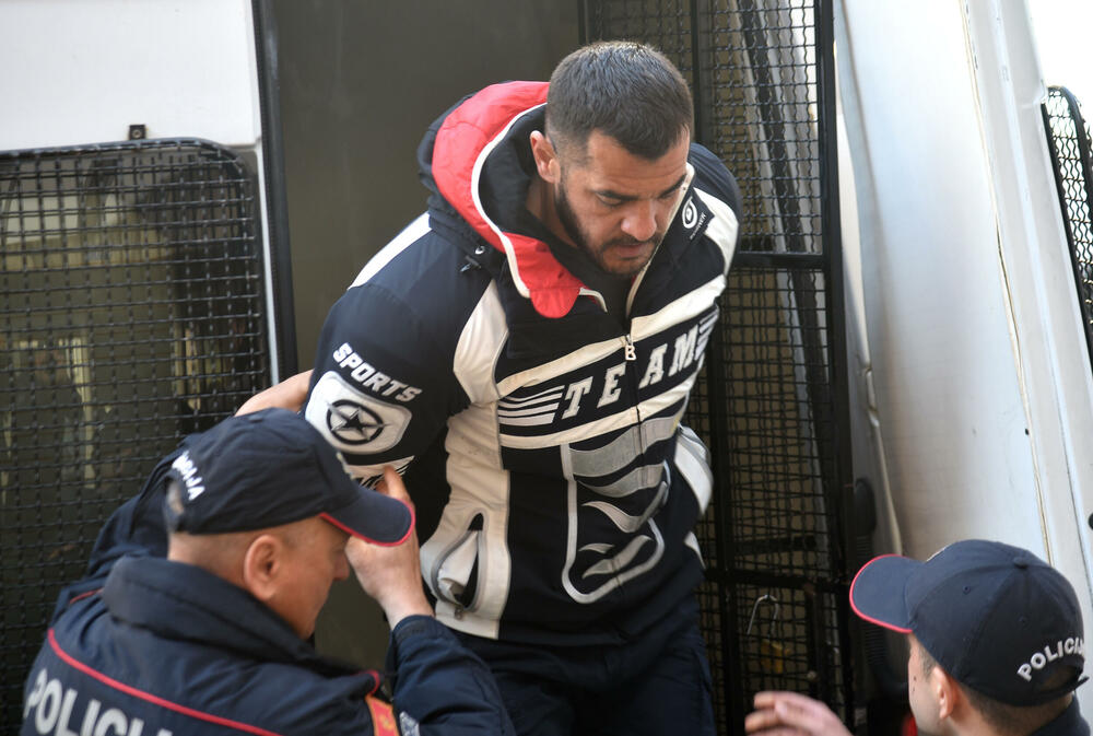 <p>Iz Uprave policije je saopšteno da je Radulović visokorangirani član jedne organizovane kriminalne grupe sa teritorije Podgorice</p>