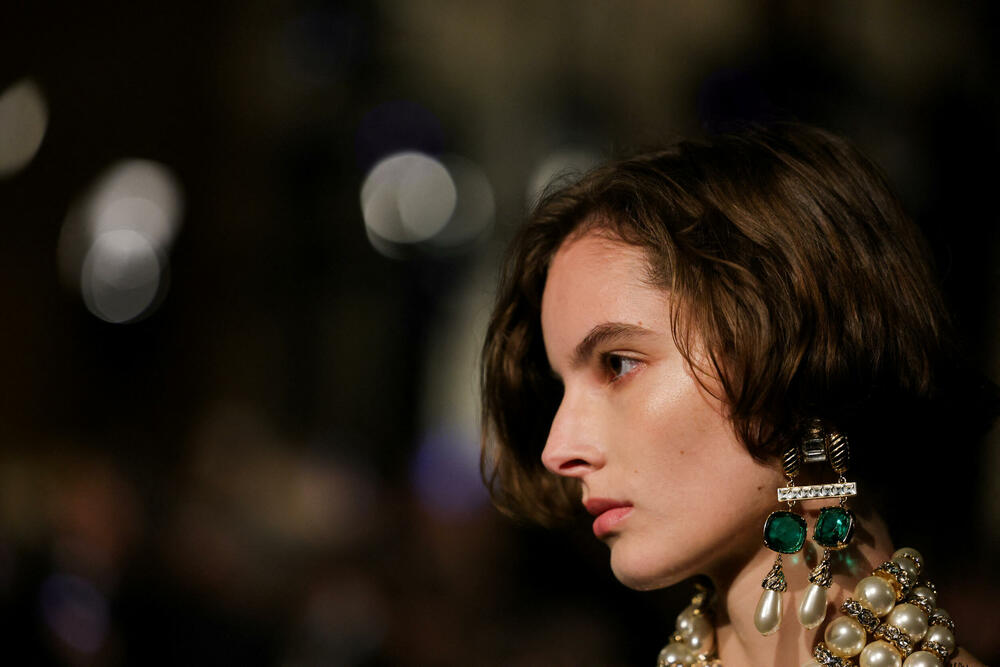 <p>Valentino je predstavio kolekciju za jesen/zimu 2026/2027.</p>  <p>Revija je održana u Palati Barberini, u Rimu.</p>