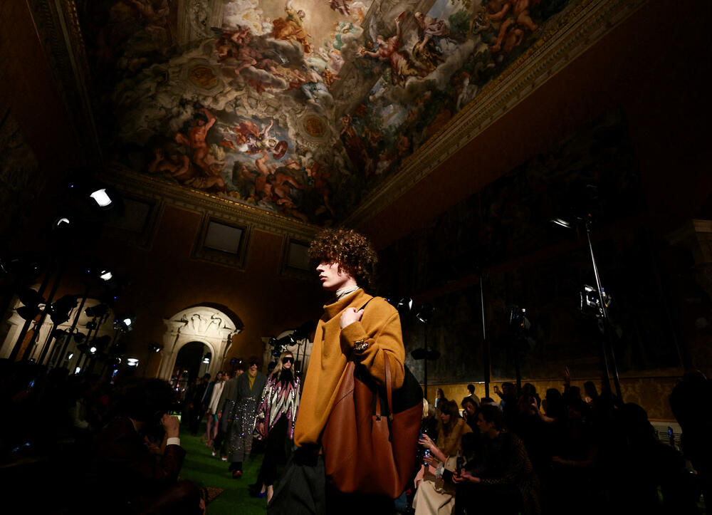 <p>Valentino je predstavio kolekciju za jesen/zimu 2026/2027.</p>  <p>Revija je održana u Palati Barberini, u Rimu.</p>