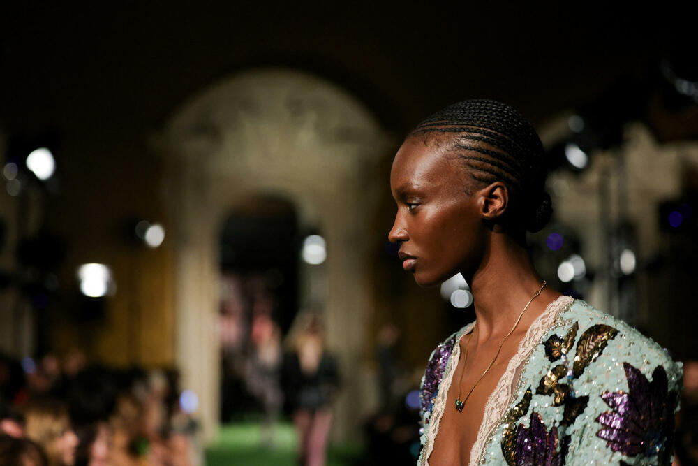 <p>Valentino je predstavio kolekciju za jesen/zimu 2026/2027.</p>  <p>Revija je održana u Palati Barberini, u Rimu.</p>