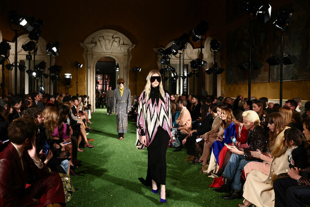 <p>Valentino je predstavio kolekciju za jesen/zimu 2026/2027.</p>  <p>Revija je održana u Palati Barberini, u Rimu.</p>