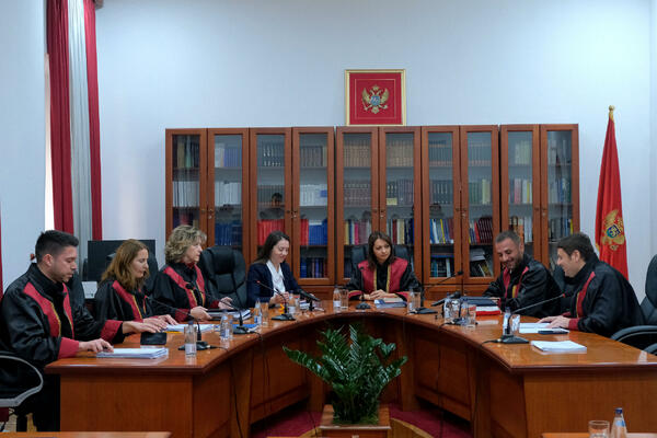 Zenović: Sigurno je bilo i pritisaka, Spajićev politički poraz bi...