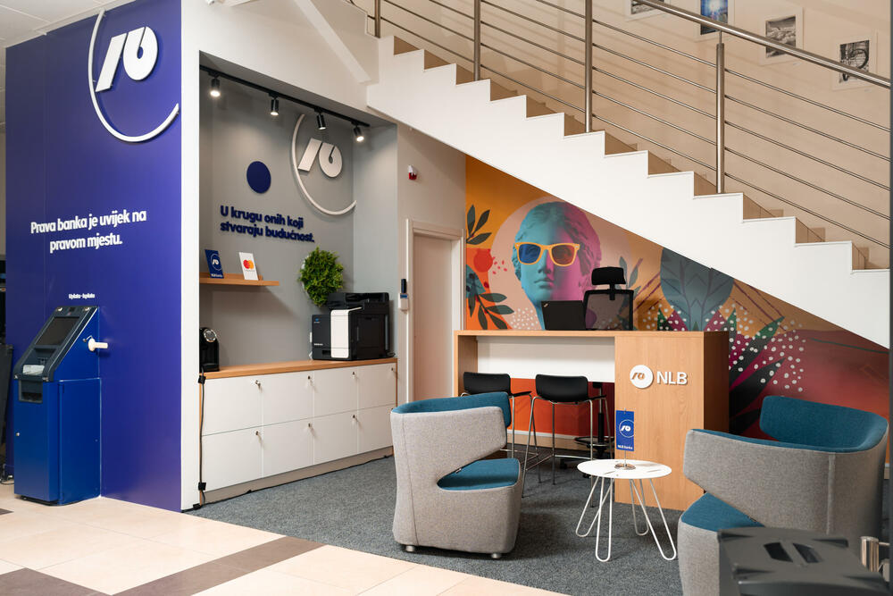 <p><strong>U četvrtak, 12. marta, na Univerzitetu Donja Gorica počela je sa radom prva NLB studentska filijala, prostor namijenjen mladima, njihovim prvim finansijskim odlukama i razvoju finansijske samostalnosti. Ova inicijativa dio je dugoročnog opredjeljenja NLB Banke da ulaže u mlade, finansijsku pismenost i odgovorno djelovanje u zajednici.</strong></p>