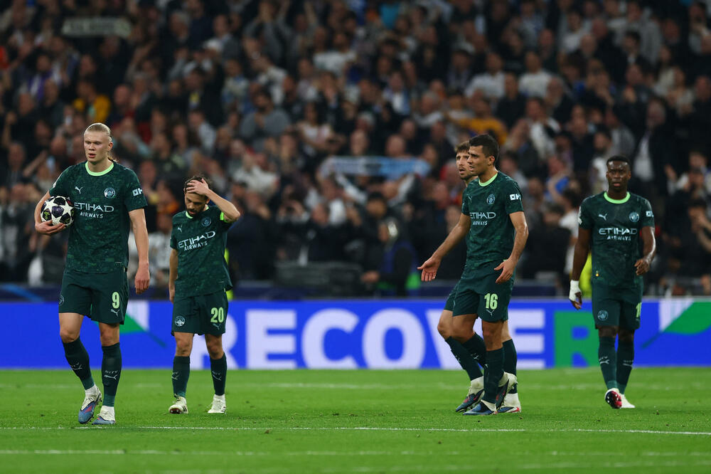 Može li &ldquo;razbijena vojska&rdquo; iz Madrida sve da popravi u Mančesteru: Haland i drugovi tokom prvog meča sa Realom, Foto: Matthew Childs/Reuters