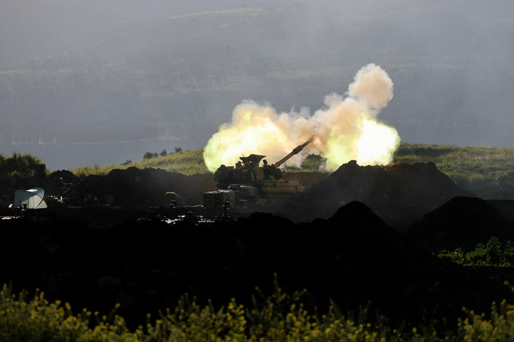 UŽIVO Tramp: Trebalo bi da preispitamo članstvo u NATO-u, još...