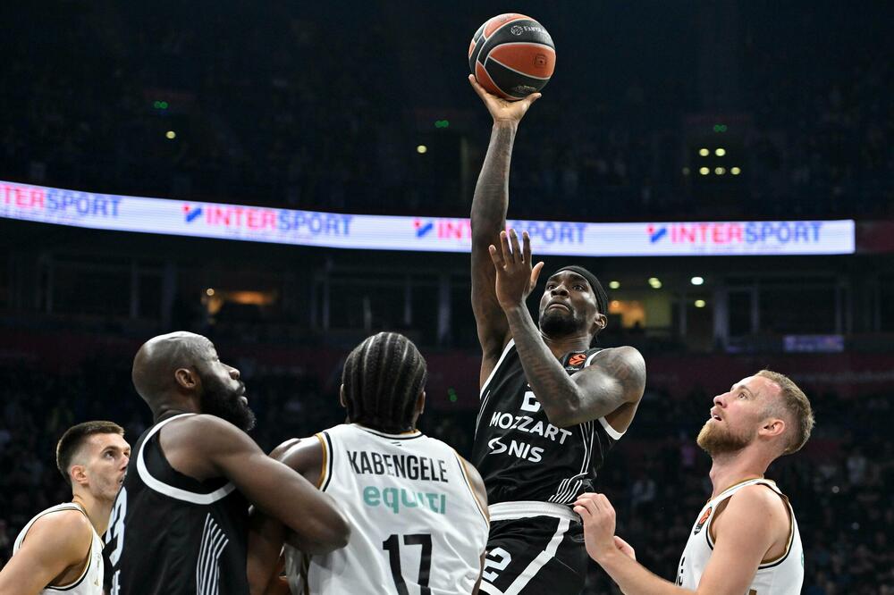 Detalj sa meča Partizan - Dubai, Foto: Beta