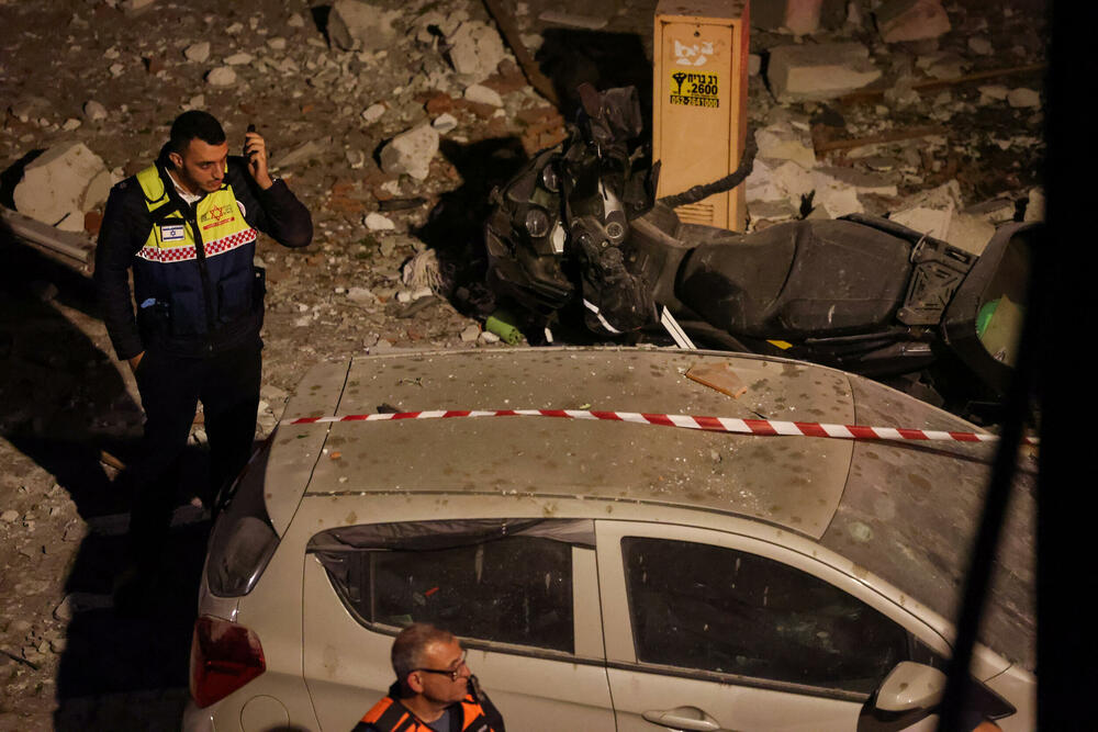 Detalj iz Izraela nakon iranskog napada