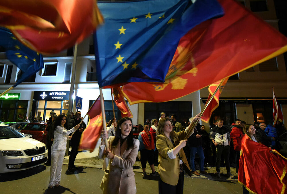 Čije će se zastave vijoriti 2027: proslava poslije izbora 2023. godine