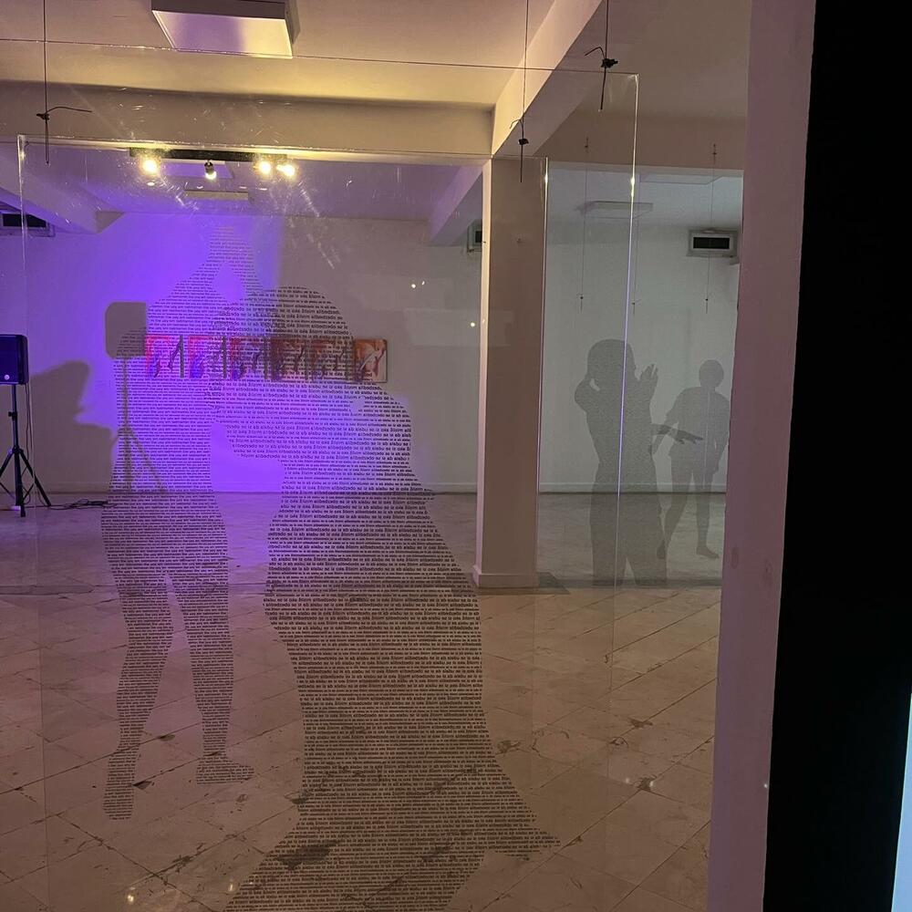 <p>Pažljivo koncipirana izložba &ldquo;Algoritam brige&rdquo;, u organizaciji NVU &ldquo;ŠkArt&rdquo; iz Tivta i Galerije &ldquo;Novembar&rdquo; iz Beograda, otvorena je u Novoj galeriji vizuelnih umjetnosti u Podgorici</p>