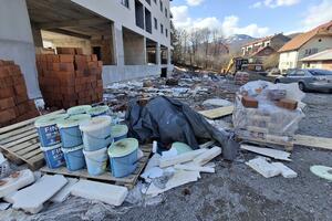 Kolašin: Gradnja nanijela štetu kući i dvorištu Mila Ilinčića