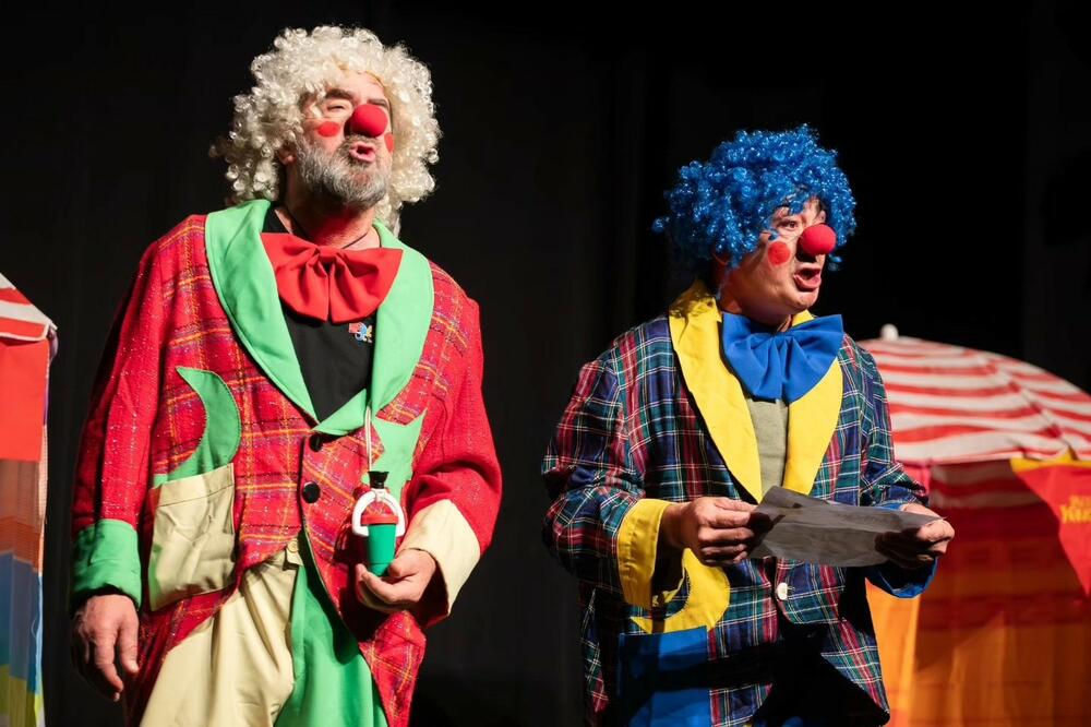 Iz predstave "Luckasti klovnovi", Foto: Promo