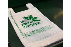 Poklon za potrošače &ndash; prve biorazgradive kese u najvećim marketima