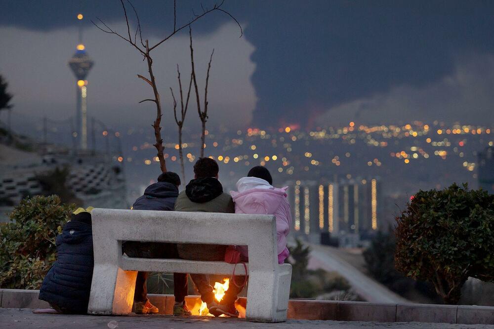 Stanovnici Teherana pričaju za BBC kako su se zatekli između američko-izraelskog bombardovanja i iranskog režima koji pokušava da ponovo uspostavi moć., Foto: Anadolu via Getty Images
