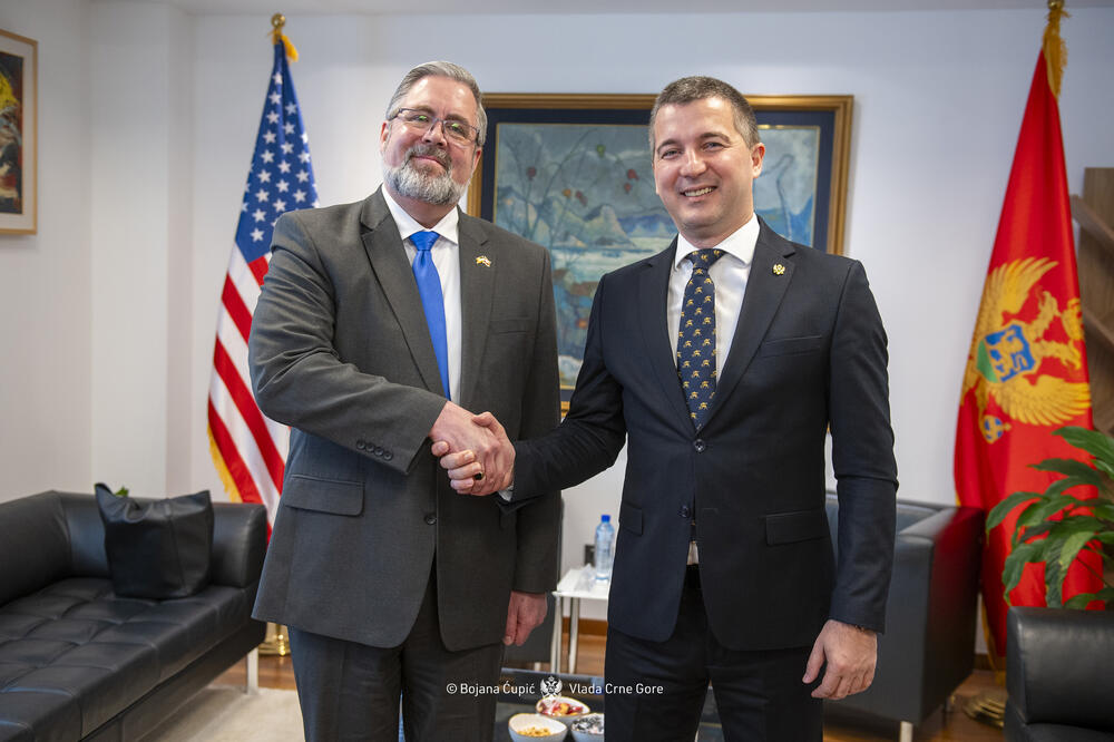 Kiz i Bečić, Foto: Kabinet potpredsjednika Vlade za bezbjednost, odbranu, borbu protiv kriminala i unutrašnju politiku