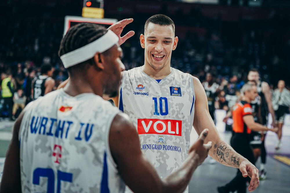 Kapiten Nikola Tanasković i Mekinli Rajt sada će biti na različitim stranama, Foto: ABA/Dragana Stjepanovic