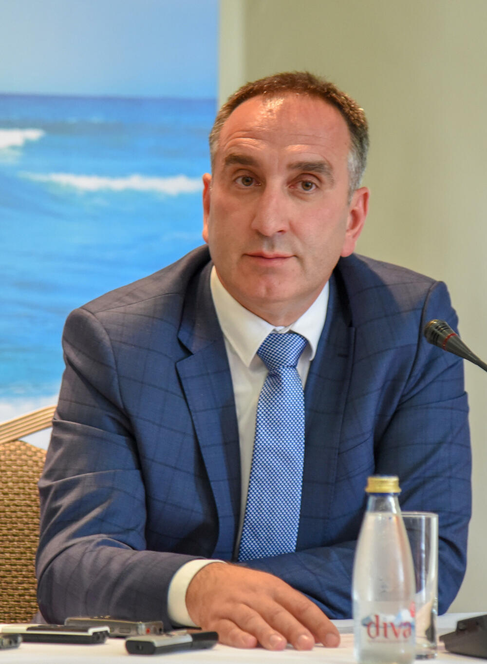 Avio-povezanost mora biti ključno pitanje: Jovović