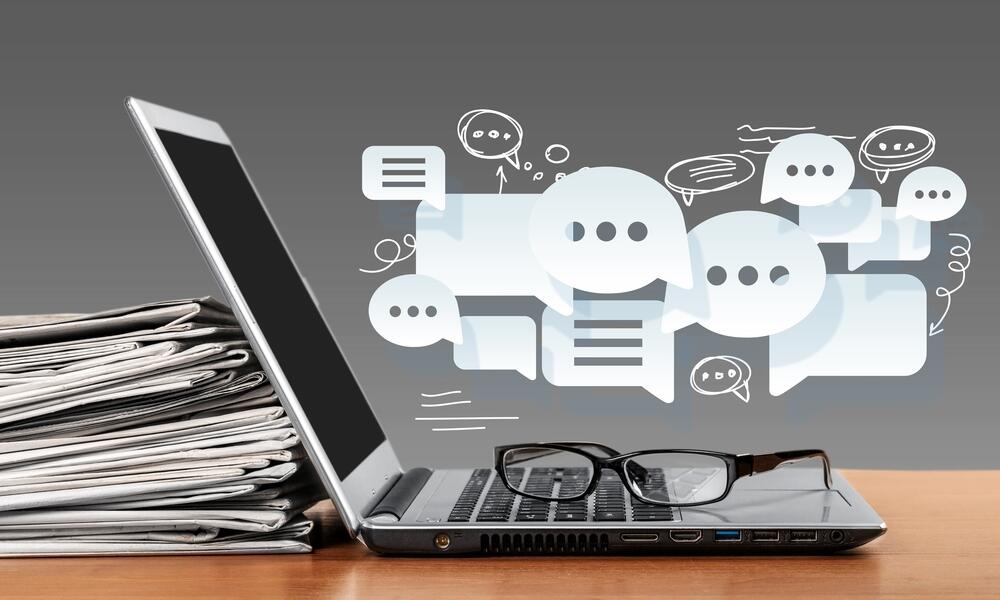 Smrt konteksta, trijumf naslova