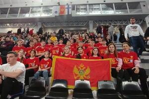 Akcija Kluba crnogorskih olimpijaca - mališani iz Berana navijali...