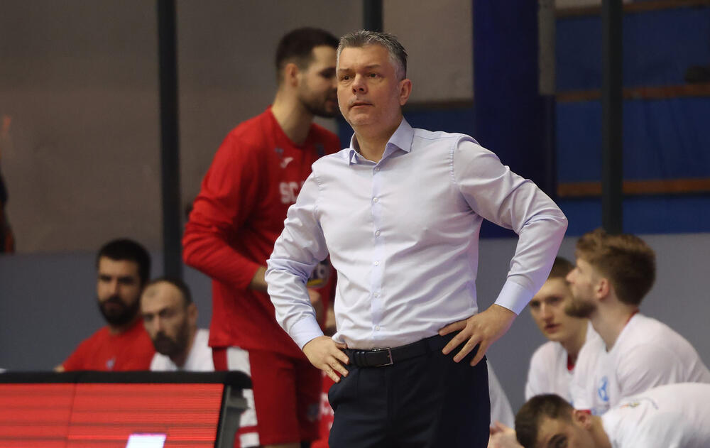 Mijović: Ne predajemo se