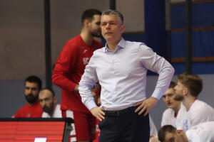 Mijović: Ne predajemo se