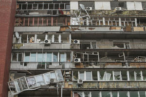 Četiri osobe ubijene, a 27 ranjeno u velikom ruskom napadu na...