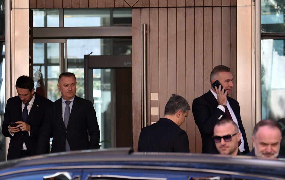 <p>Premijer će se sjutra sastati i sa predstavnicima opozicije</p>