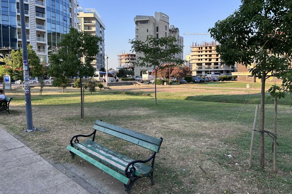 Parcela u centru Budve, Foto: Vuk Lajović