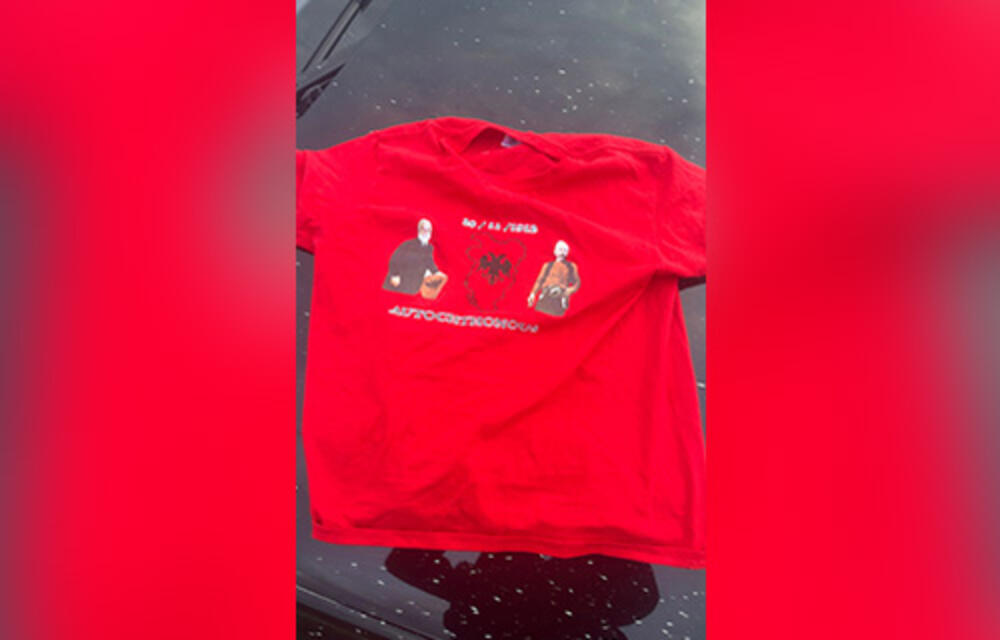 <p>Uhapšeni A.S. (37), E.V. (42), E.G. (48) i A.C. (21) su osumnjičeni za krivično djelo izazivanje nacionalne, rasne i vjerske mržnje i netrpeljivosti</p>