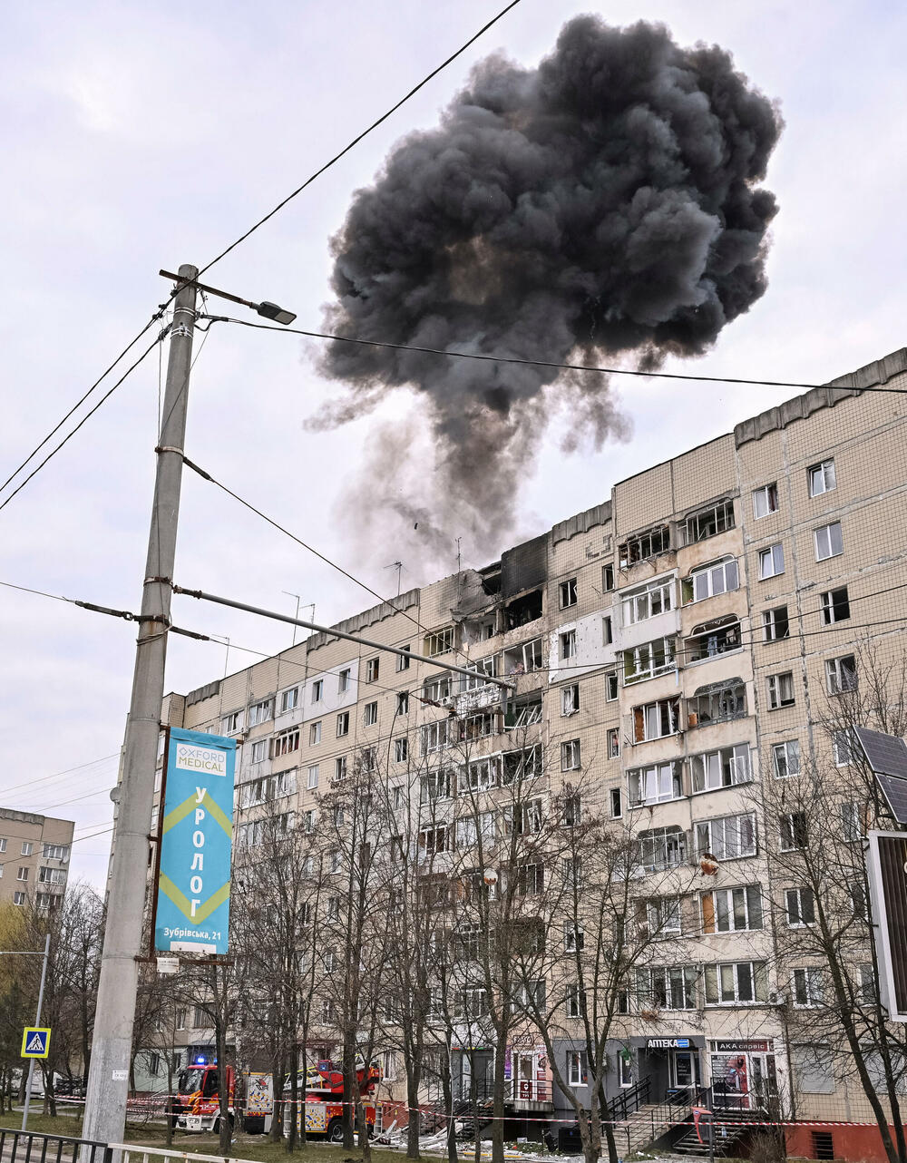 <p>Ukrajinski predsjednik Volodimir Zelenski, obraćajući se u svom noćnom video-obraćanju, rekao je da razmjere napada pokazuju da se na Rusiju mora izvršiti dodatni pritisak</p>