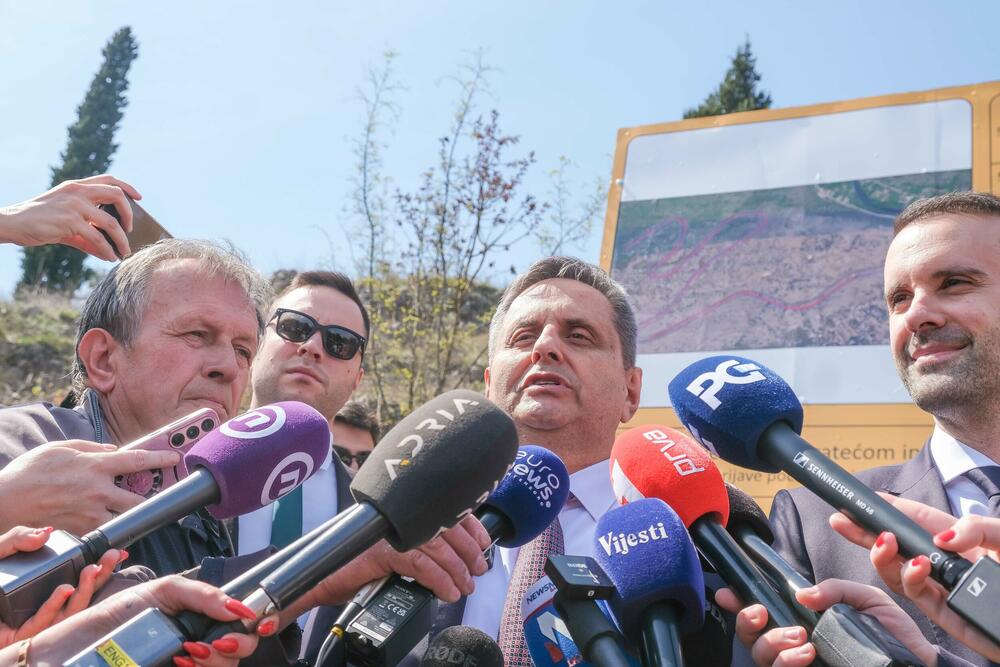 Velje brdo otvaranje