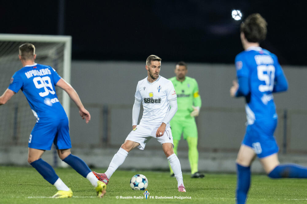 <p>"Najveća lekcija koju sam ga naučio je da smo na ovom svijetu svi jednaki, da svima treba dati priliku i pažnju", istakao je Andrijin otac Slavko</p>