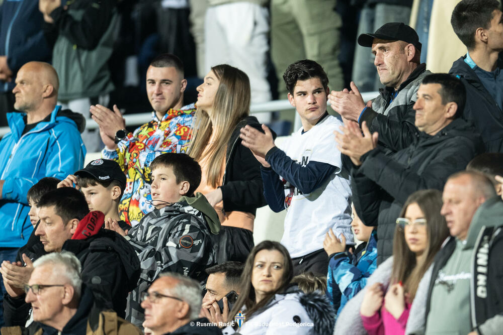 <p>"Najveća lekcija koju sam ga naučio je da smo na ovom svijetu svi jednaki, da svima treba dati priliku i pažnju", istakao je Andrijin otac Slavko</p>