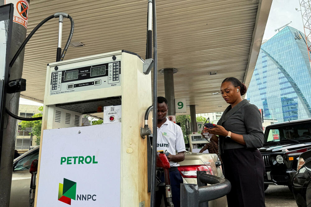 Sa benzinske pumpe u Lagosu, glavnom gradu Nigerije (Ilustracija), Foto: Reuters