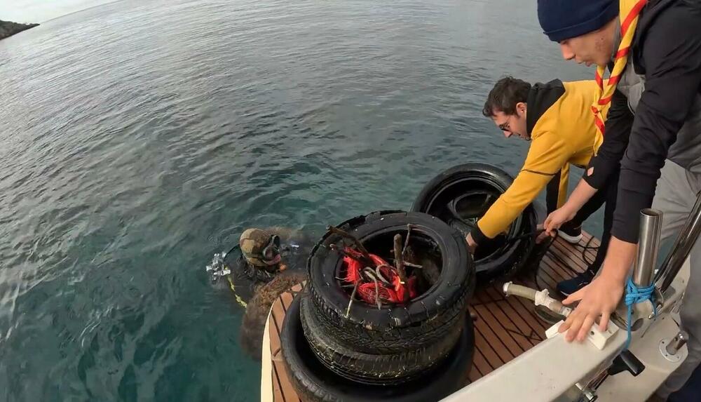 Uklonjen otpad iz mora i iz morskih pećina na području Parkova...