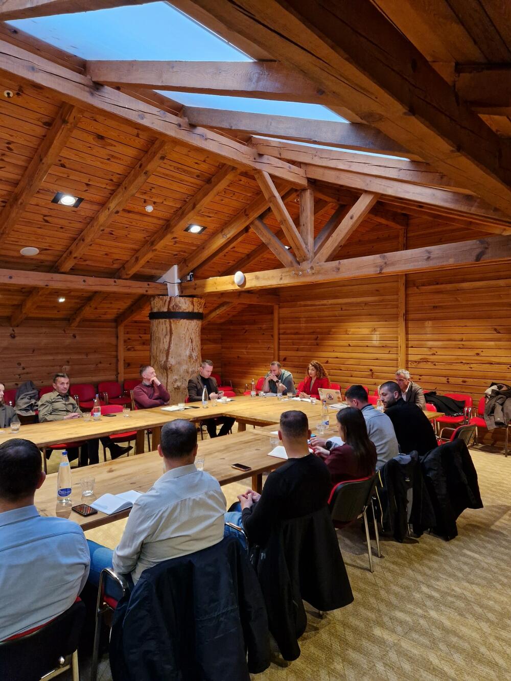 Ljetnji optimizam u Kolašinu, vještačko osnježavanje za zimu...