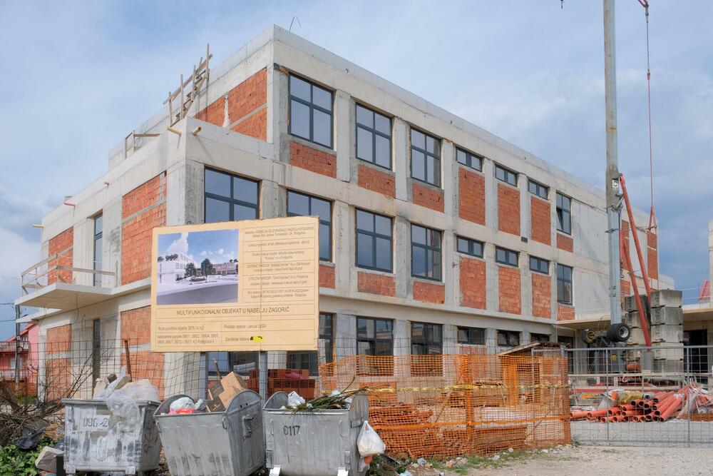 Milioni u betonu, gradilište pusto: Radovi na objektu u Zagoriču...