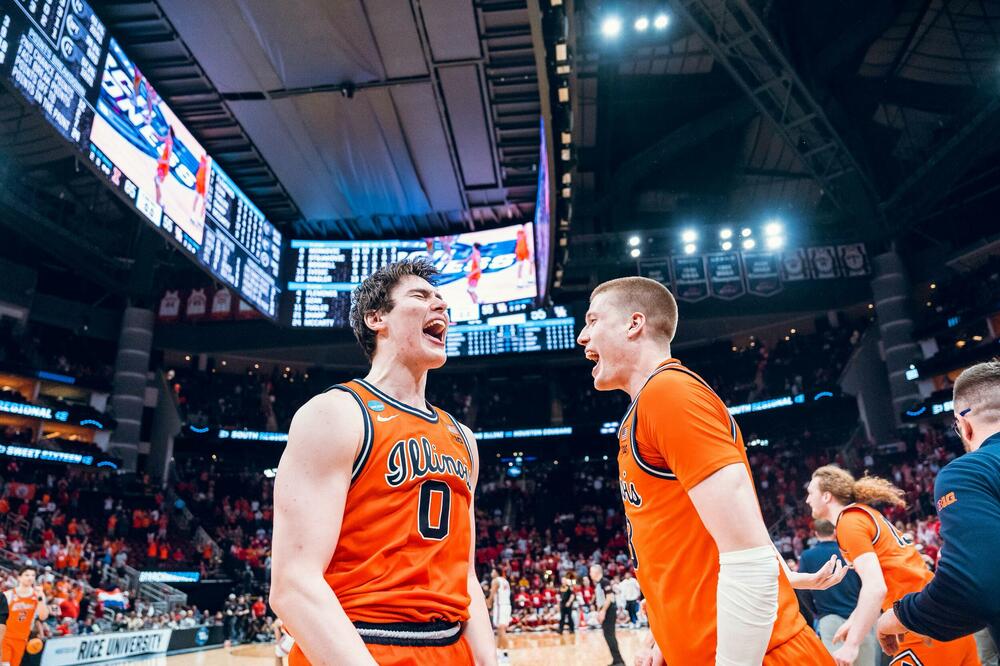 David Mirković slavi pobjedu u Hjustonu, Foto: Illinois Men's Basketball/X